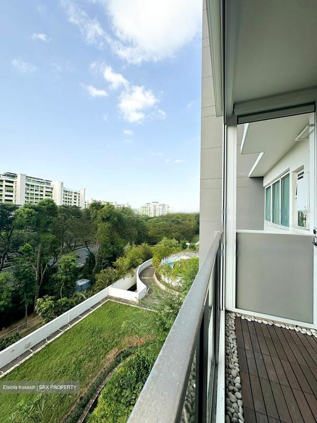 Vacanza @ East (D14), Condominium #467680351